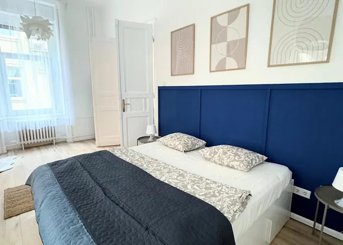 Danube Escapes Budapest- 3Br Apartment